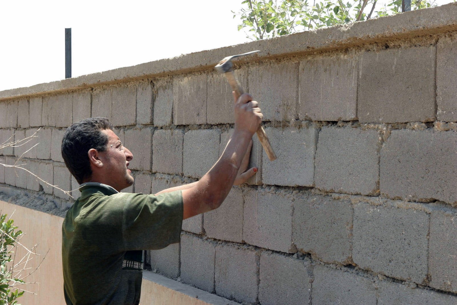 Save Ma Drone block wall cost, block wall contractor Glendale, block